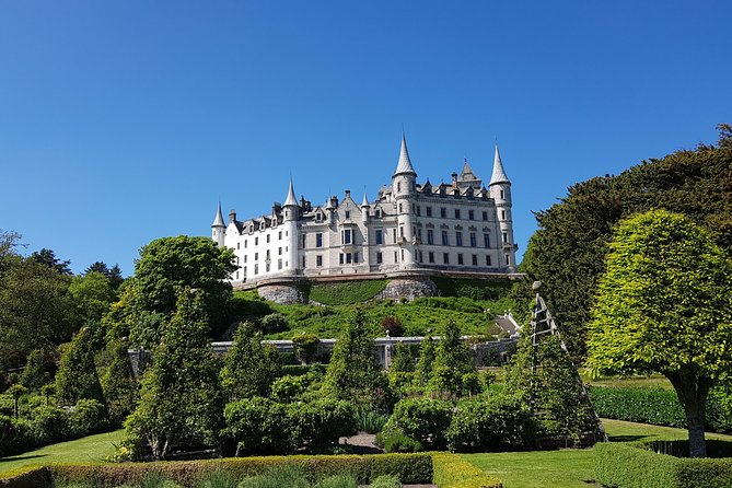 Private Luxury North Route Invergordon Shore Excursion - Meeting your guide at the cruise port