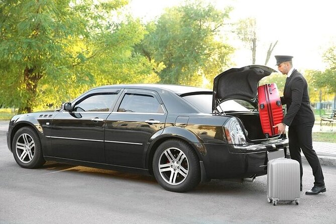 Private One way Transfer Edinburgh Airport to Edinburgh - What the private vehicle changes