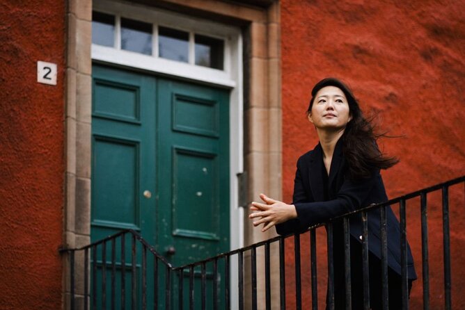 Private Photoshoot with Views of World Famous Edinburgh Castle - Following a custom route through central Edinburgh