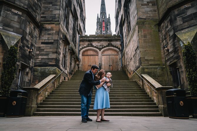 Private Photoshoot with Views of World Famous Edinburgh Castle - Who will get the most from this experience?