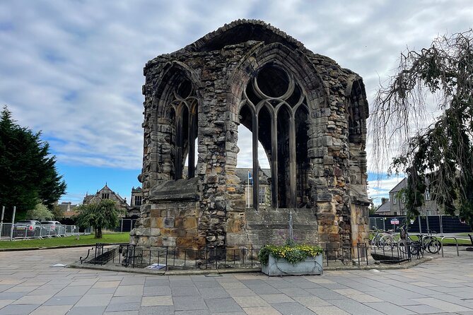 Private St Andrews Day Tour from Edinburgh - St Andrews Castle and its 45-minute window