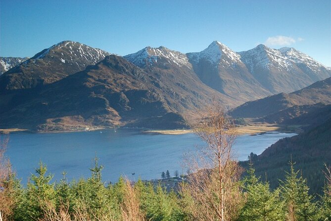 Private Tour to Skye, Fairy Pools, Portree and The Fairy Glen - Portree gives you a useful midday pause