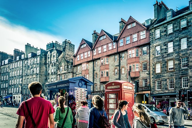 Private Walking Tour: Edinburgh Highlights, including entry to Edinburgh Castle - Edinburgh Castle, the essential 90-minute visit