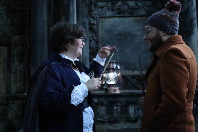 Private Walking Tour: JK Rowling's Harry Potter in Edinburgh FR - Grassmarket, wand lore, and a Scottish legend
