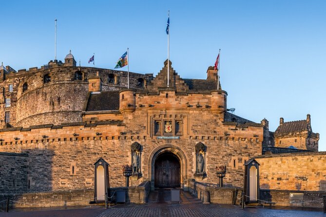 Private Walking Tour of Edinburgh Castle with Skip-the-Line - The quiet beauty of St. Margaret’s Chapel
