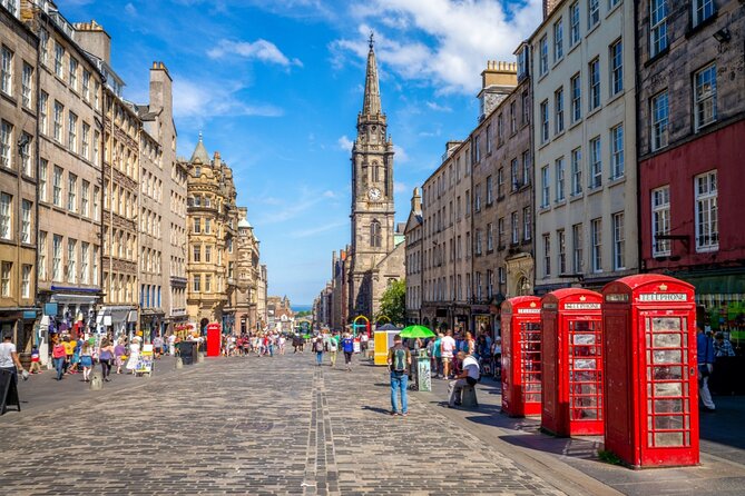 Private Walking Tour of Edinburgh Castle with Skip-the-Line - Who will enjoy this private castle walk?