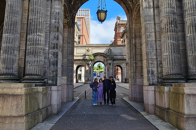Privately Guided Day Tour of Glasgow with Experienced Local Guide - The People’s Palace and Winter Gardens