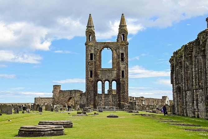 Rebels, Romance & Raisins St. Andrew's Walking Audio Tour - The cathedral, where faith meets golf