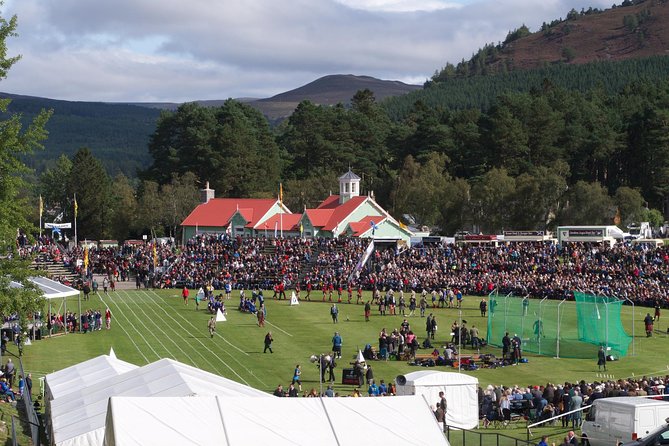 Round-Trip Transportation to the Braemar Highland Games from Edinburgh - Pickup details and the early start