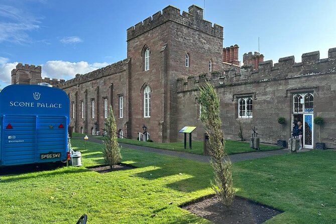 Scone Palace, Nature, Pitlochry, Whisky Experience from Edinburgh - One hour at Scone Palace