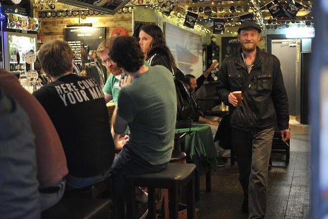 Scotch Tour Edinburgh with a Local Expert: Private & 100% Personalized - Local pubs instead of a standard tourist circuit