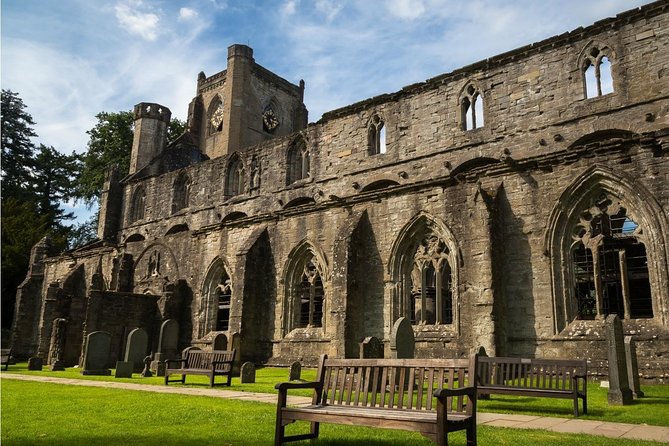 Scottish Highlands Day Trip and Edinburgh Military Tattoo - What this full-day combination really offers