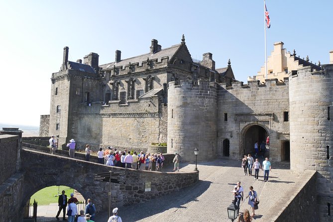 Scottish Whisky and Castles small group tours from Edinburgh - The private vehicle can shape the day