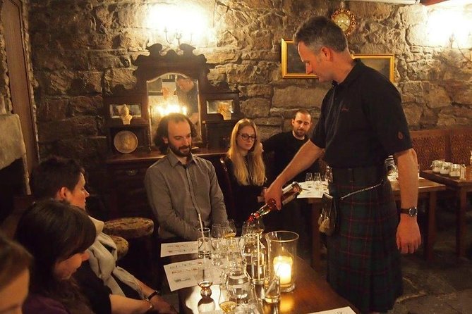 Small Group Edinburgh Whisky Tour and Tasting - Four drams, four whisky regions