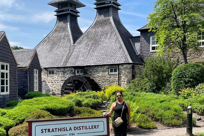 Speyside Whisky Tour - Beyond whisky: rivers, castles, and Highland cows