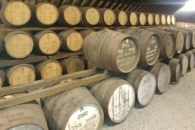 Speyside Whisky Tour - Three Distilleries Included - Private - 5 Star Reviews - Guides and drivers can make or break the experience