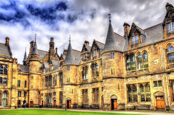 St Andrews & Cliffs and Dunnottar Castle in Spanish. - Falkland, una parada breve con aire de Outlander