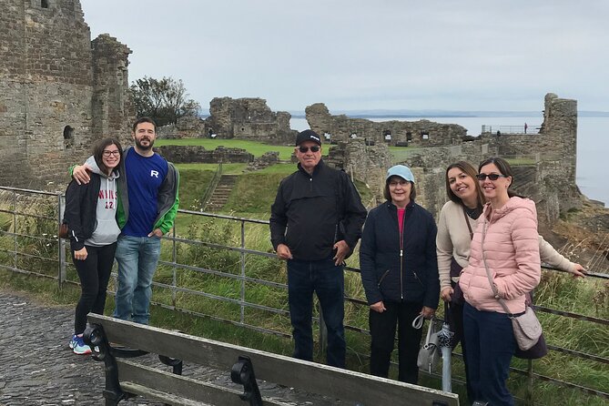 St Andrews Must-Sees Daily Walking Tour (11am & 2pm) - University of St Andrews: quads, students, and local stories