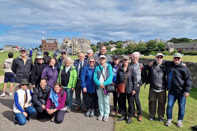 St Andrews Walking Tours - A two-minute pause at Jannettas Gelateria