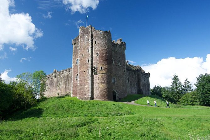 Stirling Castle Loch Lomond and Trossachs National Park day tour - Leaving Edinburgh at 9:00 am