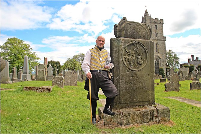 Stirling Old Town Private Walking Tour - Timing, meeting point, and practical details