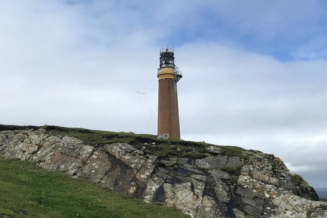 Stornoway: Guided Tour of the Isle of Lewis - Carloway Broch and Lewis before the castles