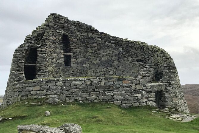 Stornoway: Guided Tour of the Isle of Lewis - Guides, vehicles, and group size