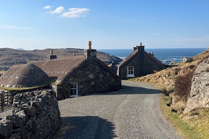 Stornoway: Private Tour Isle of Lewis - Gearrannan Blackhouse Village and island life