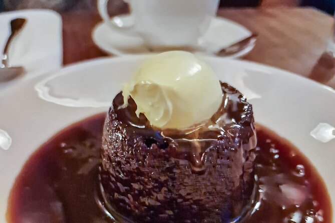Tailored Premium Edinburgh Food Tour with Highest Quality Dishes - The Royal Mile, St Giles’ Cathedral, and the Scott Monument