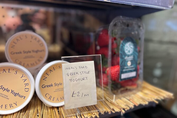 Taste Of Edinburgh Food Tour With All Food & Drinks Included - Victoria Street and the first taste of Old Town