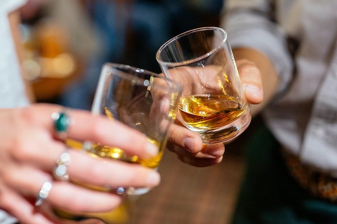 The 10 Tastings of Edinburgh With Locals: Private Food Tour - The guide can make or break the afternoon