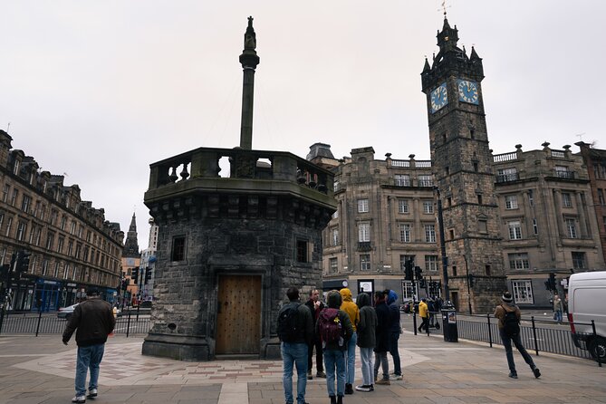 The Magnificent and Mysterious History of Glasgow - How the timing and group size affect the experience