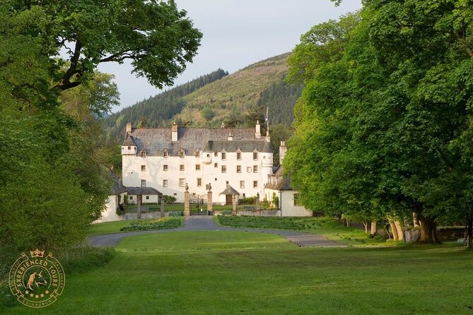 The Scottish Borders Full-Day Private Tour in a Luxury Minivan with Local Guide - Abbotsford and the world of Sir Walter Scott