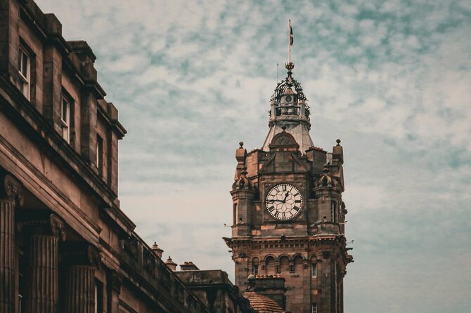 The Ultimate Edinburgh City Hike including Old and New Town - Key points to know before booking