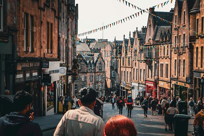 The Ultimate Edinburgh City Hike including Old and New Town - St Giles’ Cathedral and the Royal Mile