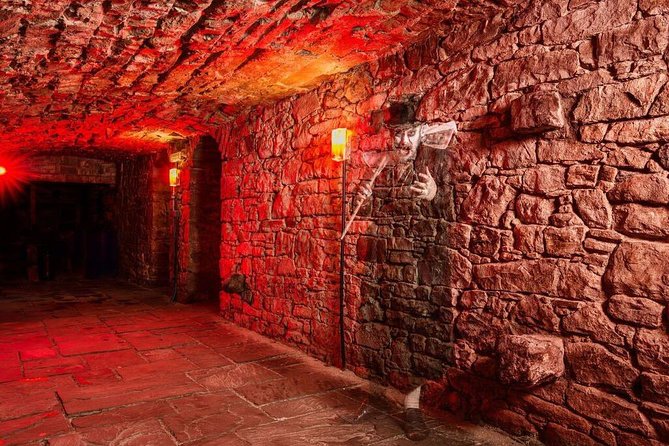 The World Famous Underground Ghost Tour - A ghost tour with a strong Edinburgh setting