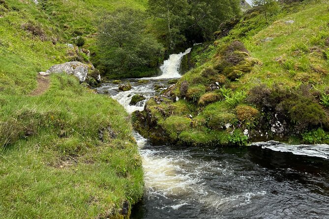 ULLAPOOL PORT Cruise Ship Tour, Ardvreck Castle, Rocks & More - What $203.65 buys you