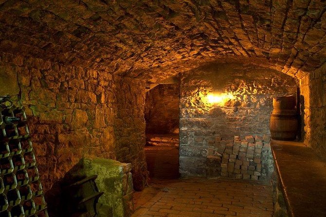 Underground City of the Dead Tour - Guides Who Turn Dark Stories Into History