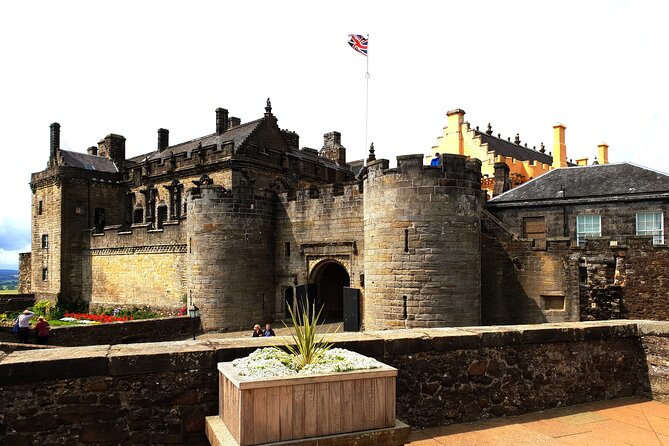 Wallace monument, Stirling Castle, Linlithgow Palace Private Tour - The Forth Bridges: A Fast Start Over the Firth